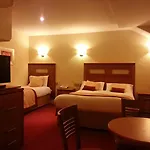Tara 3*