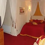 Tara Otel 3*