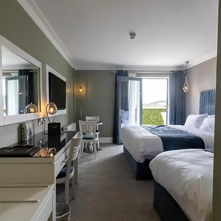 Tara Hotel