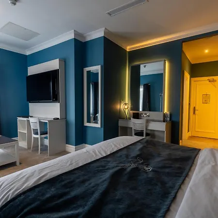 Tara Hotel 3*
